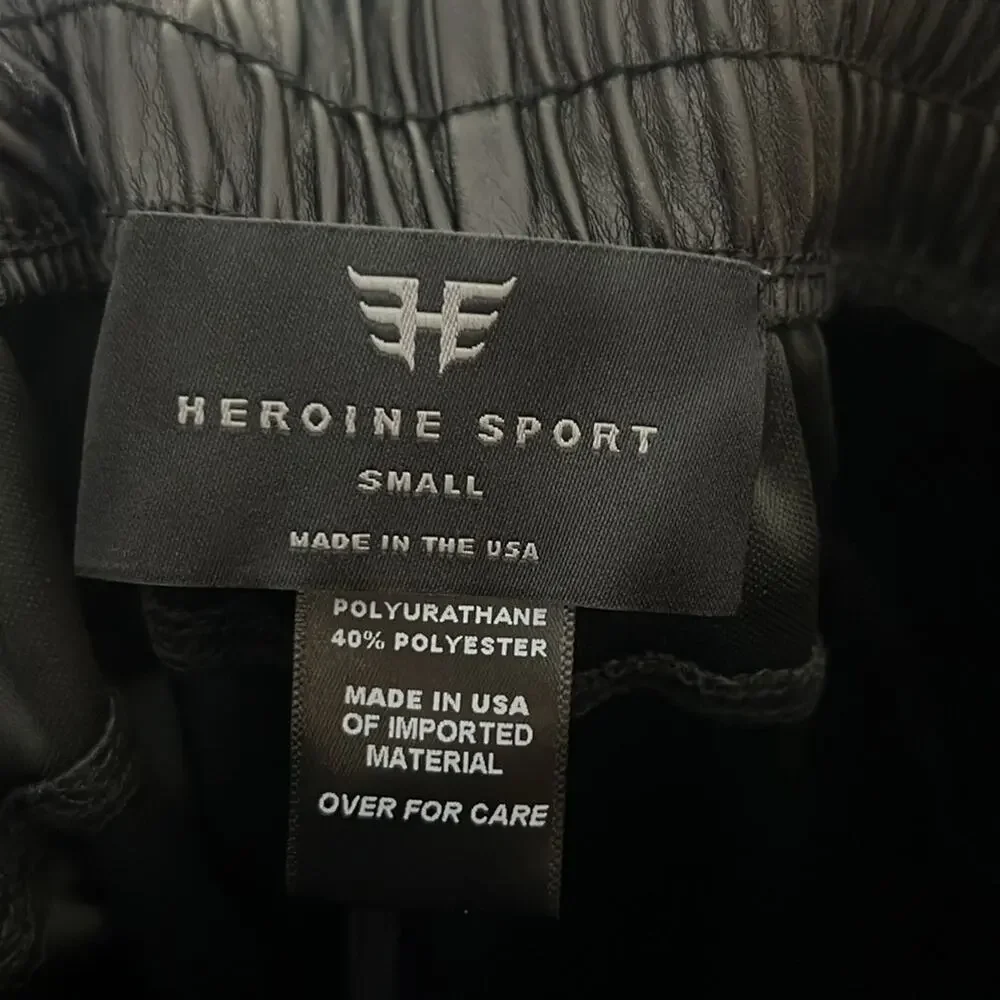 NWT Heroine Sport Downtown Jogger Size Medium